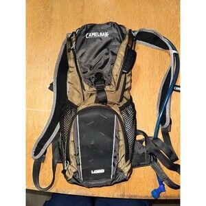 Camelbak Lobo Hydration Pack w/2 Liter Bladder Hiking Camping Mountain Bike EUC